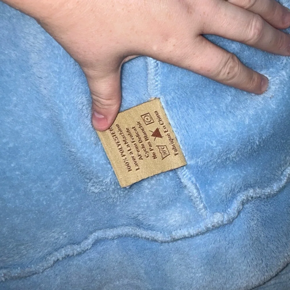 Cowgirl Legend Size Medium Women’s Light Blue Soft Fuzzy Zip Up Pockets Jacket - Picture 7 of 7